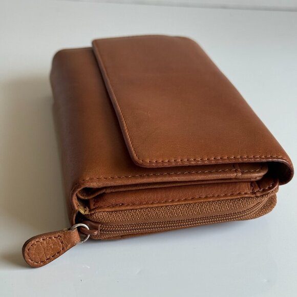 Pelle Studio Tan Leather Wallet - Picture 3 of 11